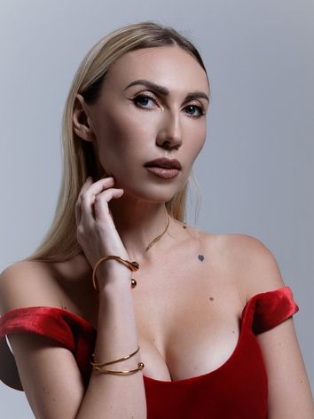Шустова Юлия